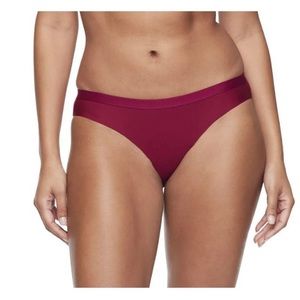 - Warners cloud 9 thong nwt